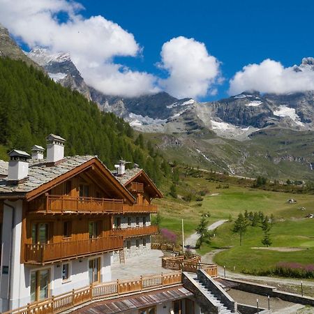 3 Chalets Aparthotel Breuil-Cervinia Ngoại thất bức ảnh